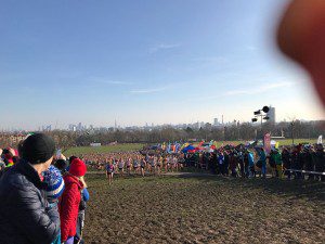 Women's Senior race start (c) Colette Cooke